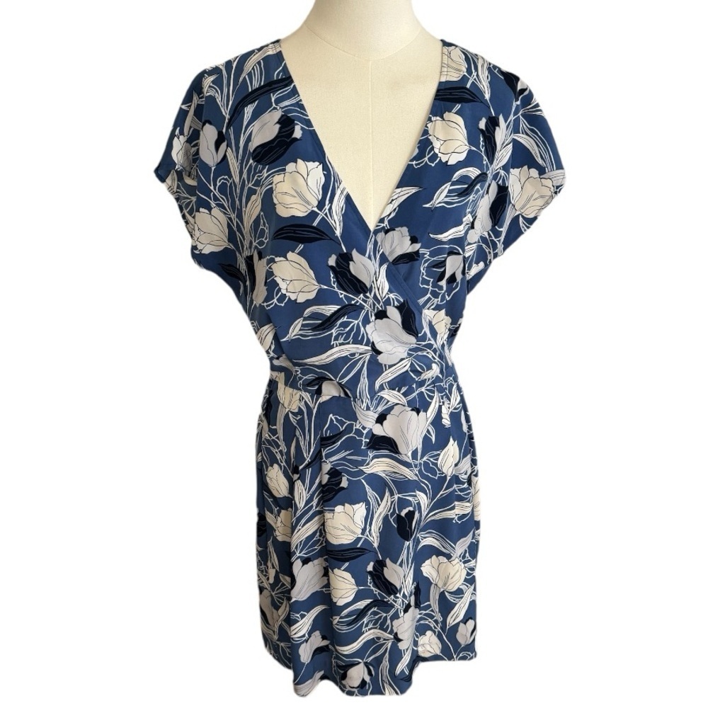 BANANA REPUBLIC Blue White Floral Dress Short Sleeve Work Party Mini Size 6